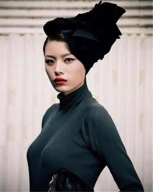 葛荟婕17岁就跟了汪峰36岁依旧无法释怀女人离婚后应该体面