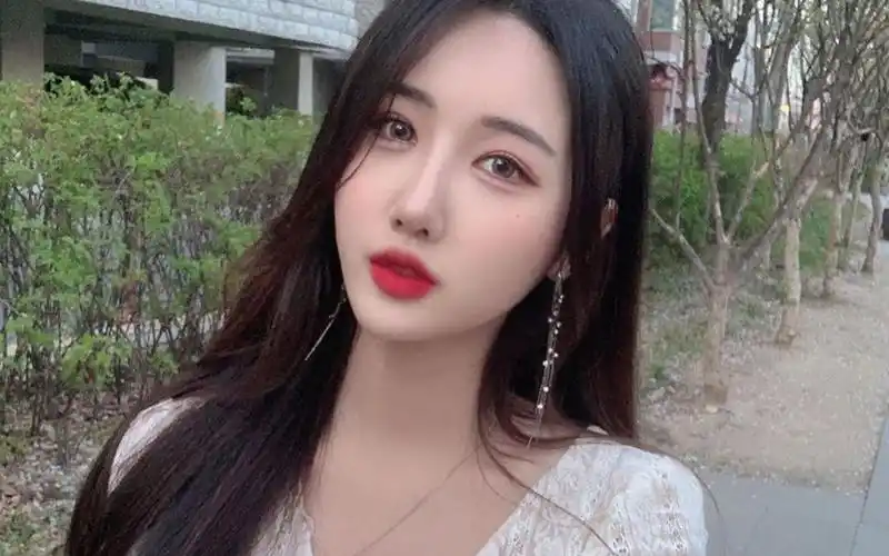 抖音最火美女小姐姐搞笑日常 part 11