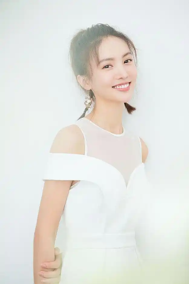 金晨全国后援会宣布停更 金晨全国后援会宣布永久停更,这个消息让众多