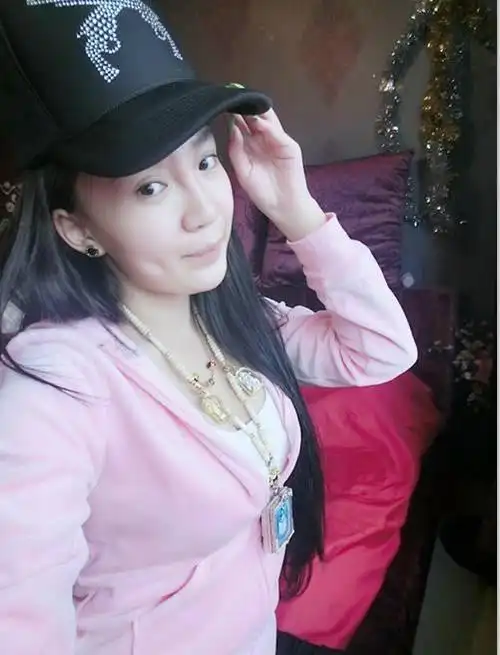 刘大美人yy开播,引发哲佑粉丝互斥,排行"登顶"!