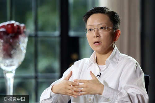 王珮瑜接受《可凡倾听》节目专访侃侃而谈演戏唱歌感受