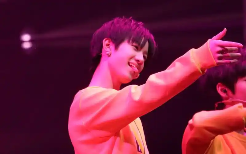 【敖子逸】你可不可爱你自己心里没点儿数吗?