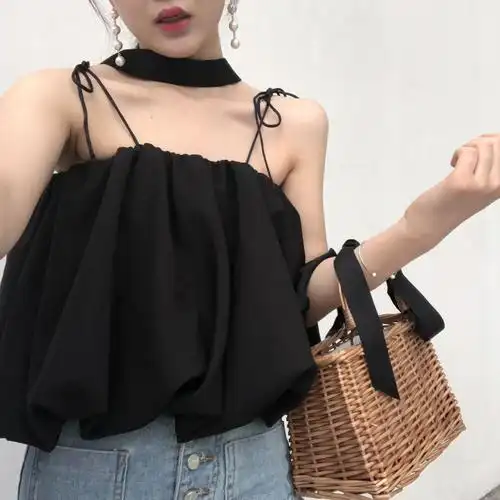 实拍2018新款韩版春夏女装漏肩系带无袖不规则挂脖吊带衫