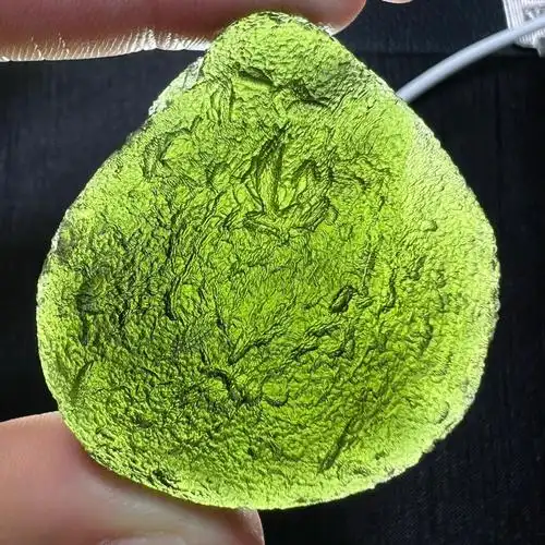 实物绿捷克陨石原石玻璃陨石365g