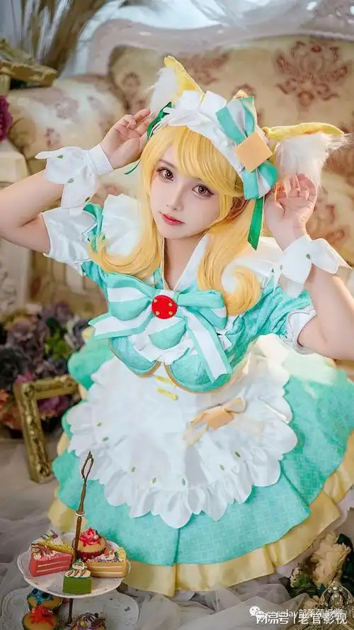 cos王者荣耀女仆甜点妲己cos正片阿璇学妹