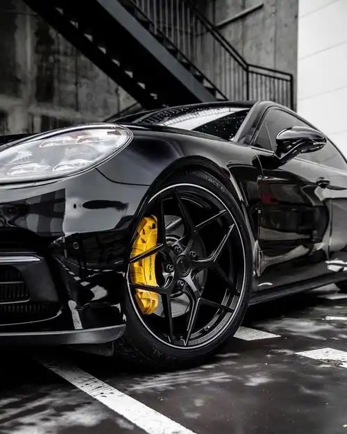 帅爆的保时捷panamerast霸气的黑武士