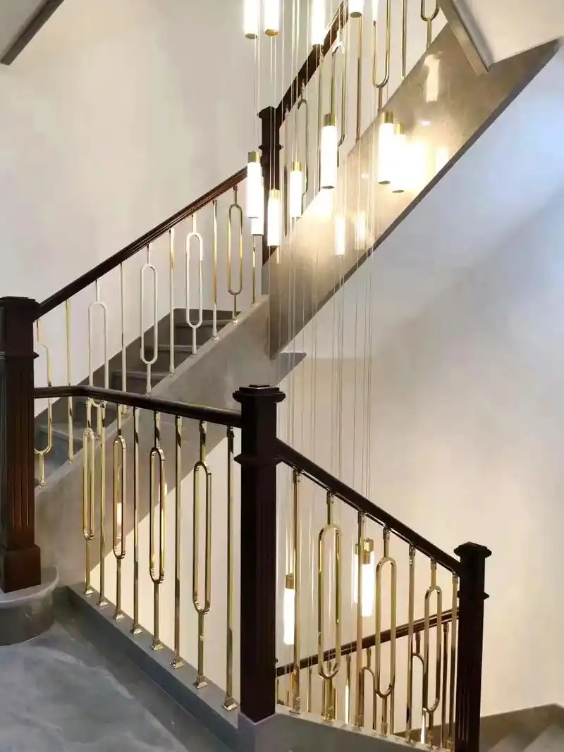 铝镁合金楼梯扶手简约大气又不失奢华感