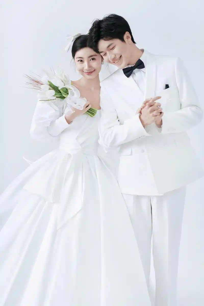 2023婚纱照风格如何选?盘点年度5种热门婚纱照风格,收藏不后海