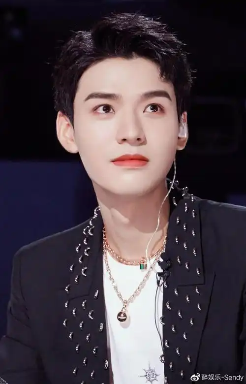 创造营韩美娟转变为龚俊的小迷弟想复活现场追星你的骨气呢