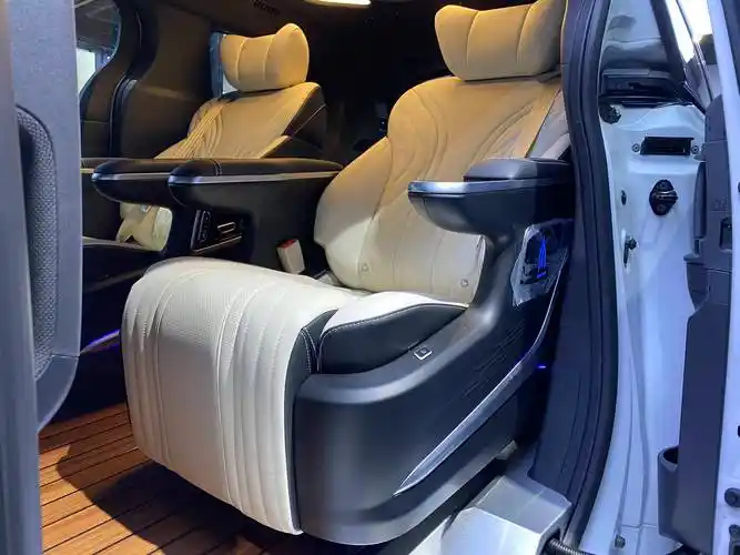 丰田塞纳内饰改装案例详解个性化汽车改装跟着做