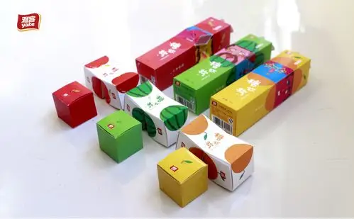 "糖软软"水果糖包装设计