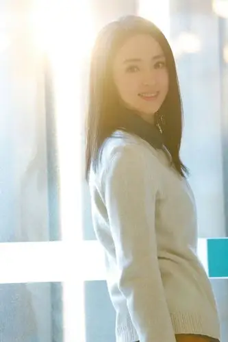 中国内地影视女演员,毕业于北京电影学院表演系本科2000级