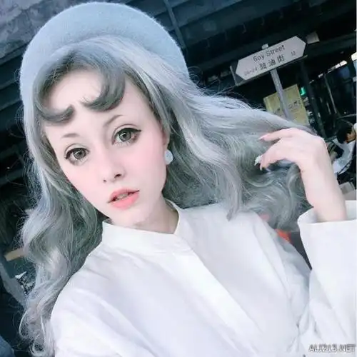 超梦幻美少女战士真人版月野兔银色卷发甜美可爱