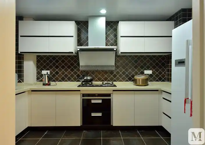 简约厨房橱柜装修效果图