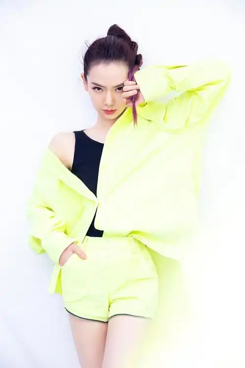 戚薇stephyqi的图片