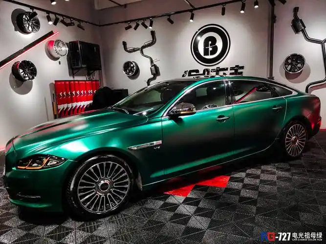 改色膜电光祖母绿,给自己得爱车换个颜色就像自己换个发型和发色一