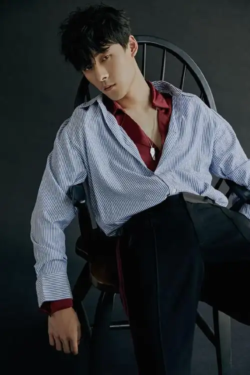 张雨剑清新洒脱写真图片99