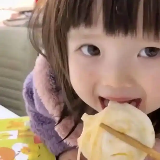 一颗肉丸子 #幼崽头像 #人类幼崽 #骗你生女儿 #治愈系 - 抖音