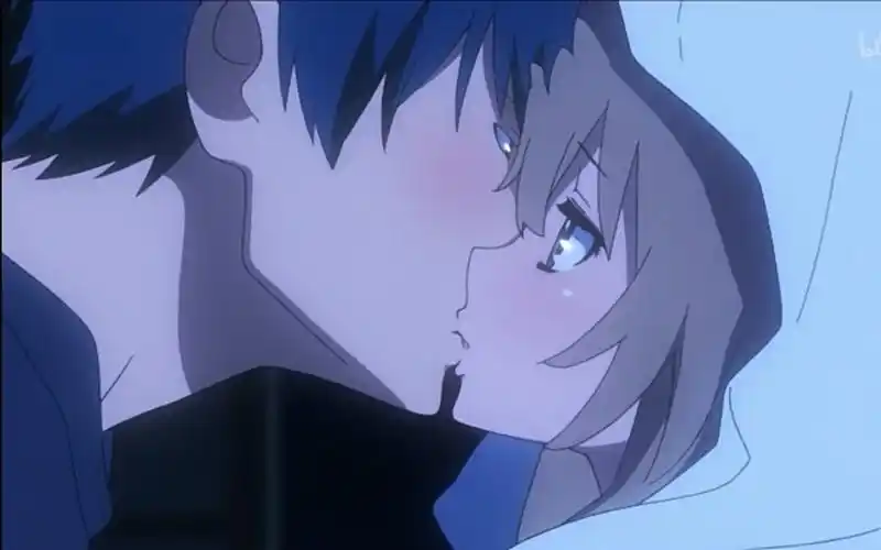 大型亲吻进行时前方高能不间断单身勿进