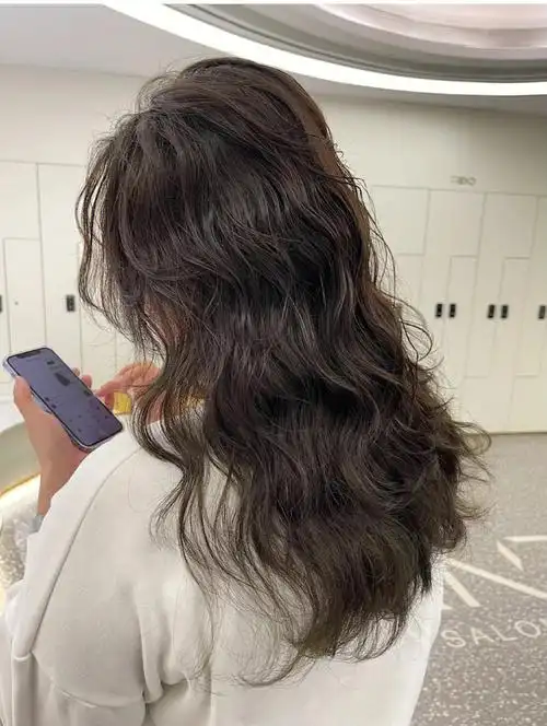 中长发发型慵懒风免法式烫发超显发量