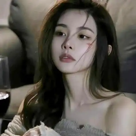 最火网图伤感头像