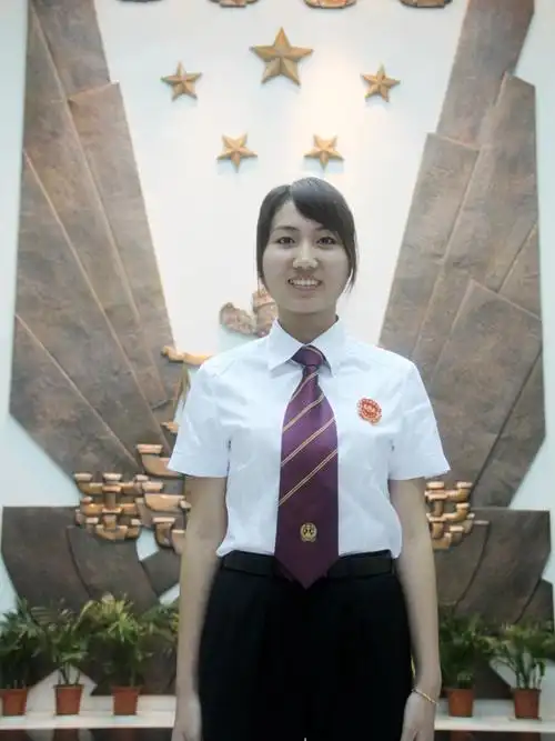 全国首创芜湖市人民陪审员统一着装正式佩带款冬专用徽章上岗