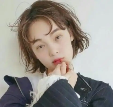 睡不醒发型如何打理 女生睡不醒发型图片(2)