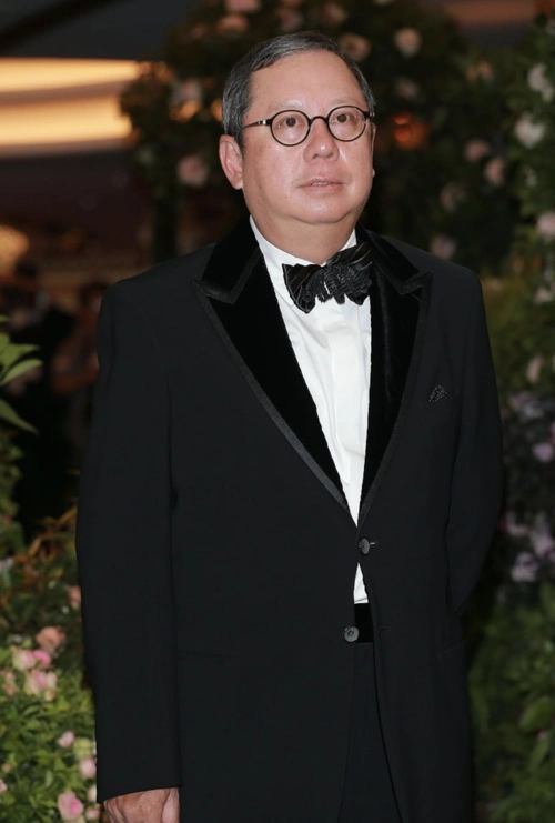 王祖贤被曝分手林建岳无力供房,男方送房仅给首付,靠友人帮套现