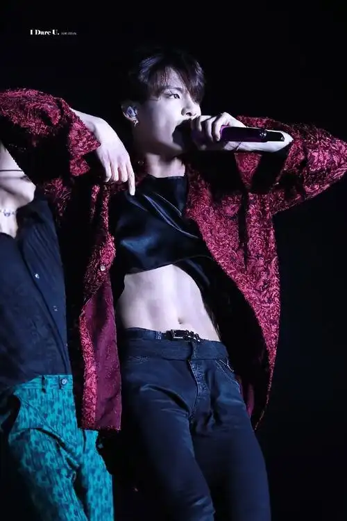 田柾国怦然心动##田柾国腹肌