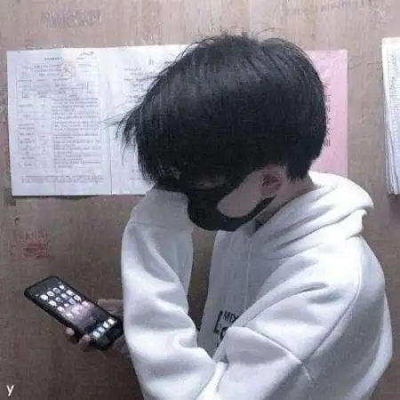 男生侧脸头像高冷无情爱情死了心也死了