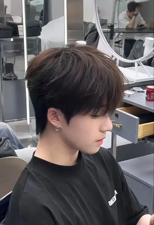 学剪帅气男生头