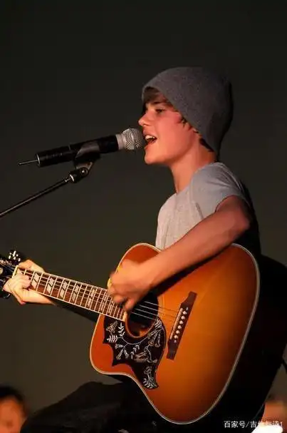吉他弹唱,从舞台表演到明星之路