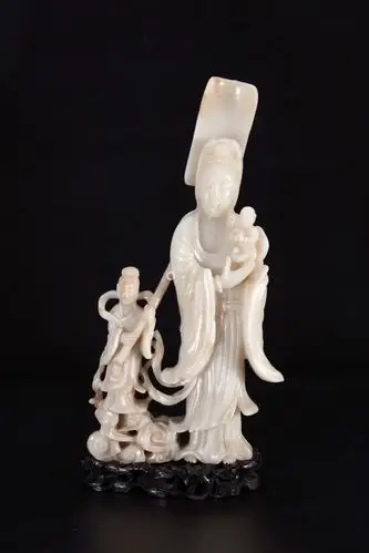 明代和田白玉送子观音