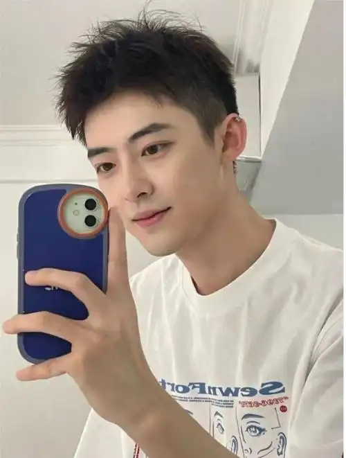 超帅的男士发型,精神有型又百变,很适合年轻男士插图4