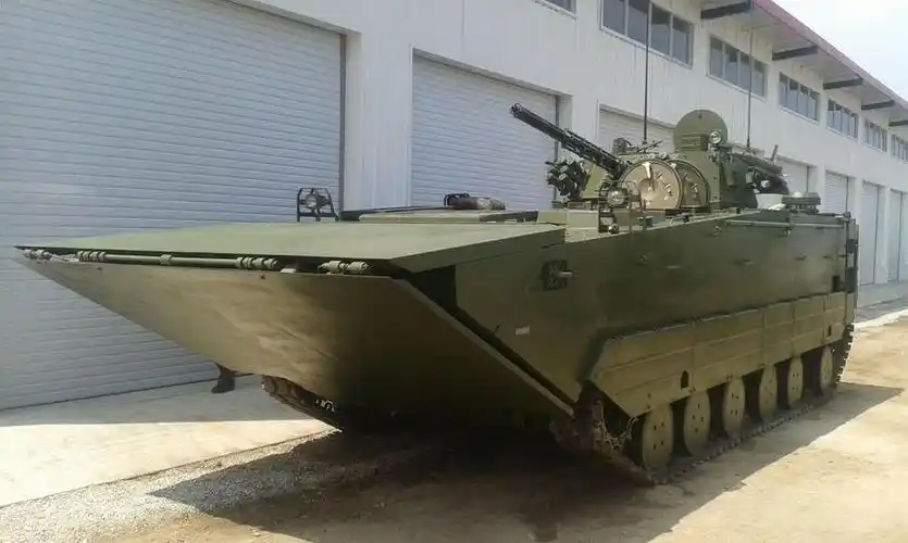 出口委内瑞拉的国产vn-18两栖装甲车