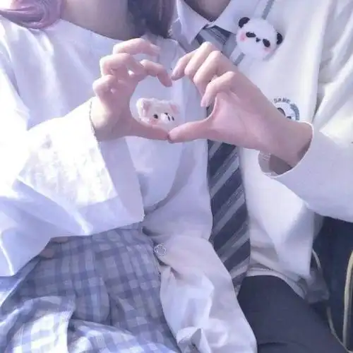 心动"真人"ins情侣头像:我已经忘了你的名字,只是我的输入法还记得