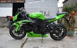 川崎忍者报价(川崎小忍者250报价参数)