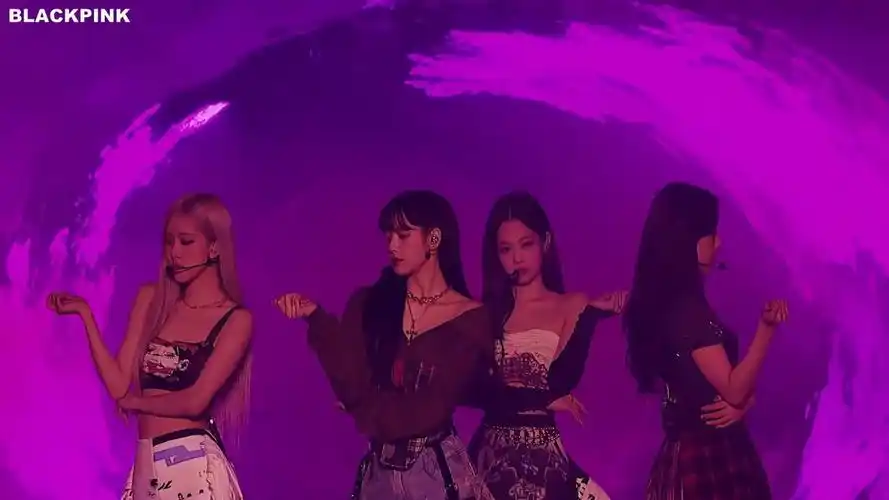 blackpink - 玩火!改编现场 尾奏杀疯了2021年线上演唱会