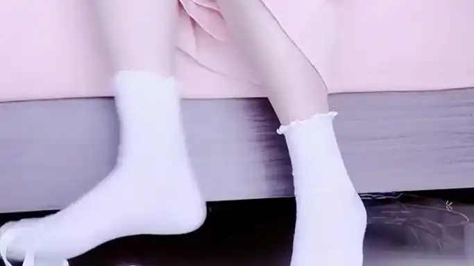 白袜加裙子真的yyds