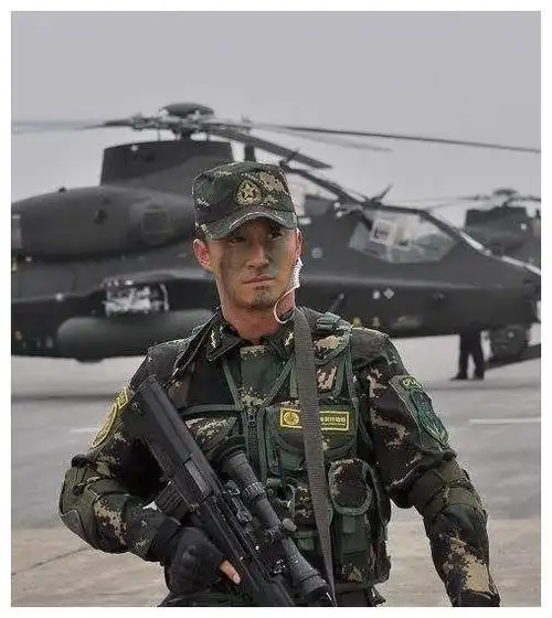 吴京,在大家的心目中有着举足轻重的地位,吴京的出现,扭转了中国娱乐