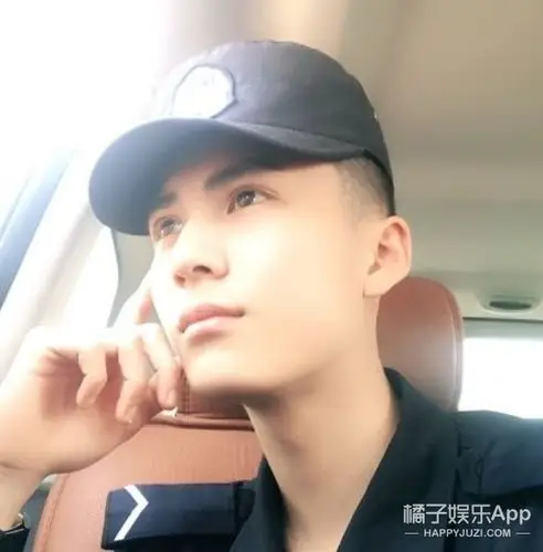 最帅护考巡特警祁懿个人资料微博生活照祁懿有女朋友了吗2