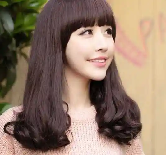 1,俏皮甜美学生内扣梨花头这款内扣梨花头发型,发尾层次感的设计,带出