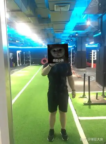 很尴尬了,减肥≠饿  饿≠能瘦,,,,,请正视减肥,是减脂肪,不光是减体重