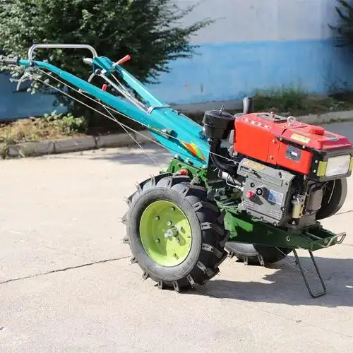 手扶拖拉机旋耕机耕田机松土机