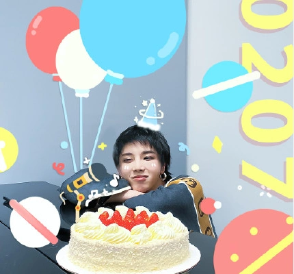 华晨宇生日,花花另类庆生,相同文案庆生,《王牌对王牌》送祝福