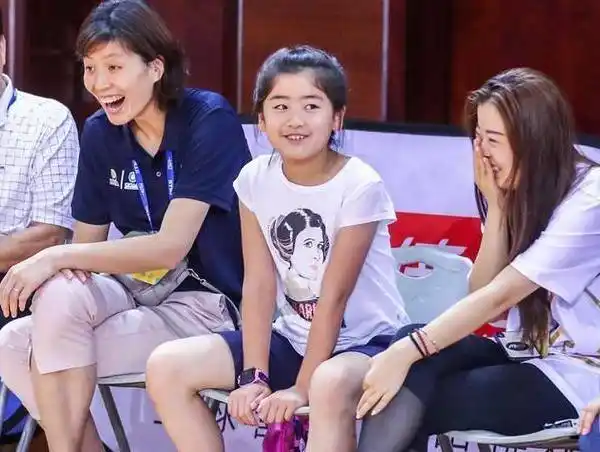 姚沁蕾_篮球_体育