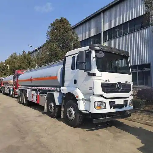 陕汽德龙前四后八运油车陕汽德龙前四后八油罐车陕汽德龙25吨运油车