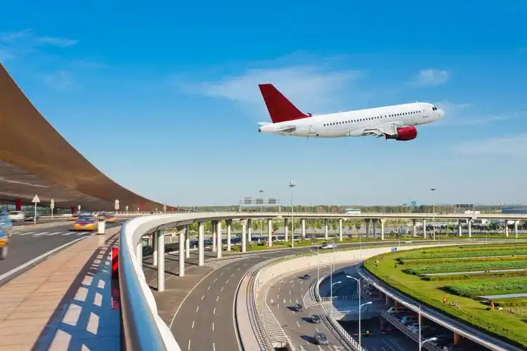 现场的航站楼在中国北京飞机旅游