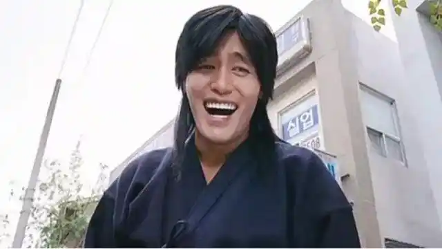 火遍全网的表情包,原片内容更加搞笑,只为金馆长一笑