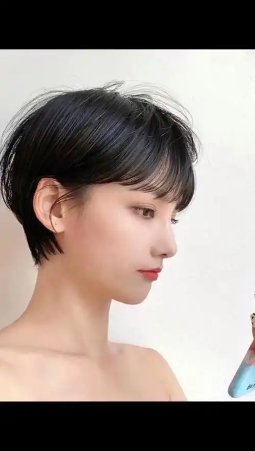 日系女生短发发型图片 甜美可爱范少女系列